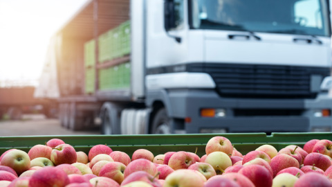 Thermoking: truck in background, apples in foreground